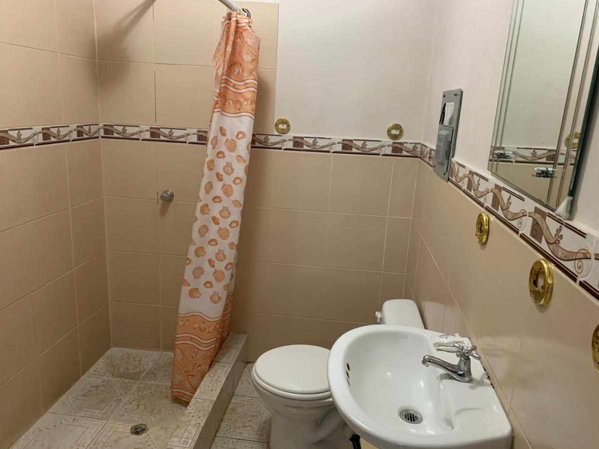 Bed and Breakfast Residencial Turistico Rio Guayas Гуаякиль Экстерьер фото